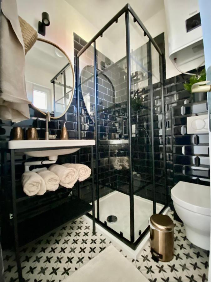 Modern Couples Coastal Getaway Mm Apartman Crikvenica Kültér fotó
